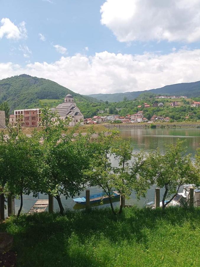 Apartmani Rosa Višegrad Buitenkant foto