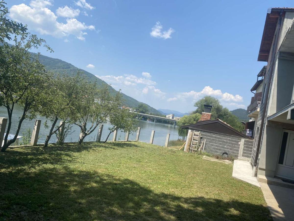 Apartmani Rosa Višegrad Buitenkant foto